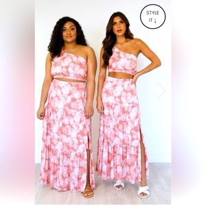 Pink Lily Coral Tropical 2 pc Set